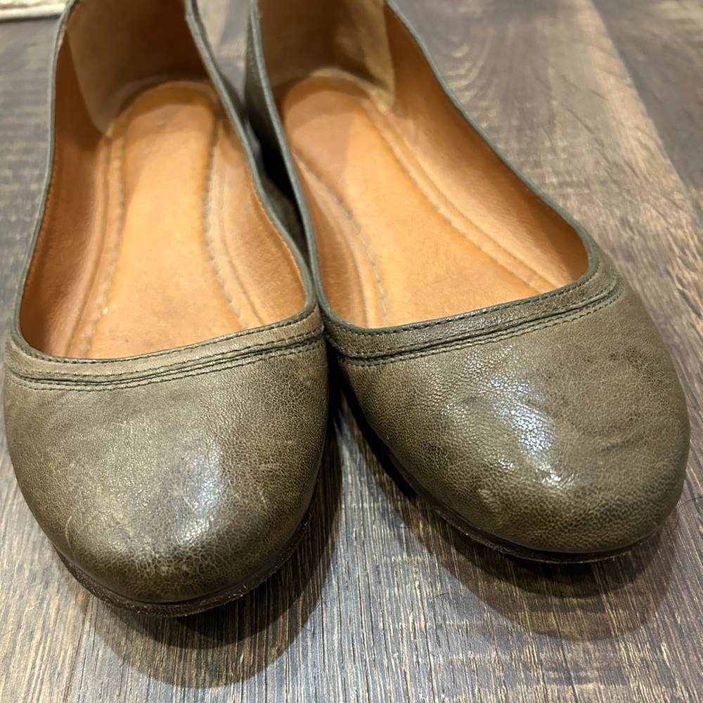 Frye Carson Ballet Flats
